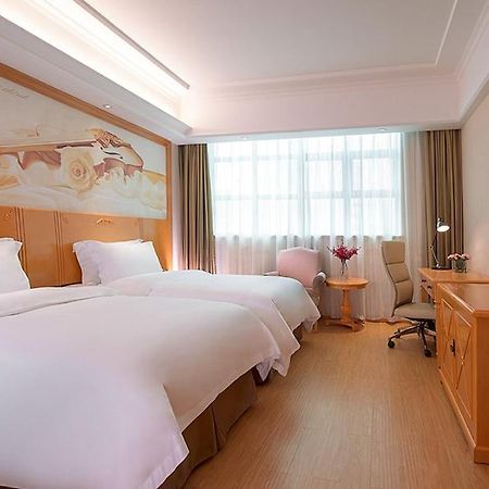 Vienna 3 Best Hotel Shenzhen Airong Road Ngoại thất bức ảnh